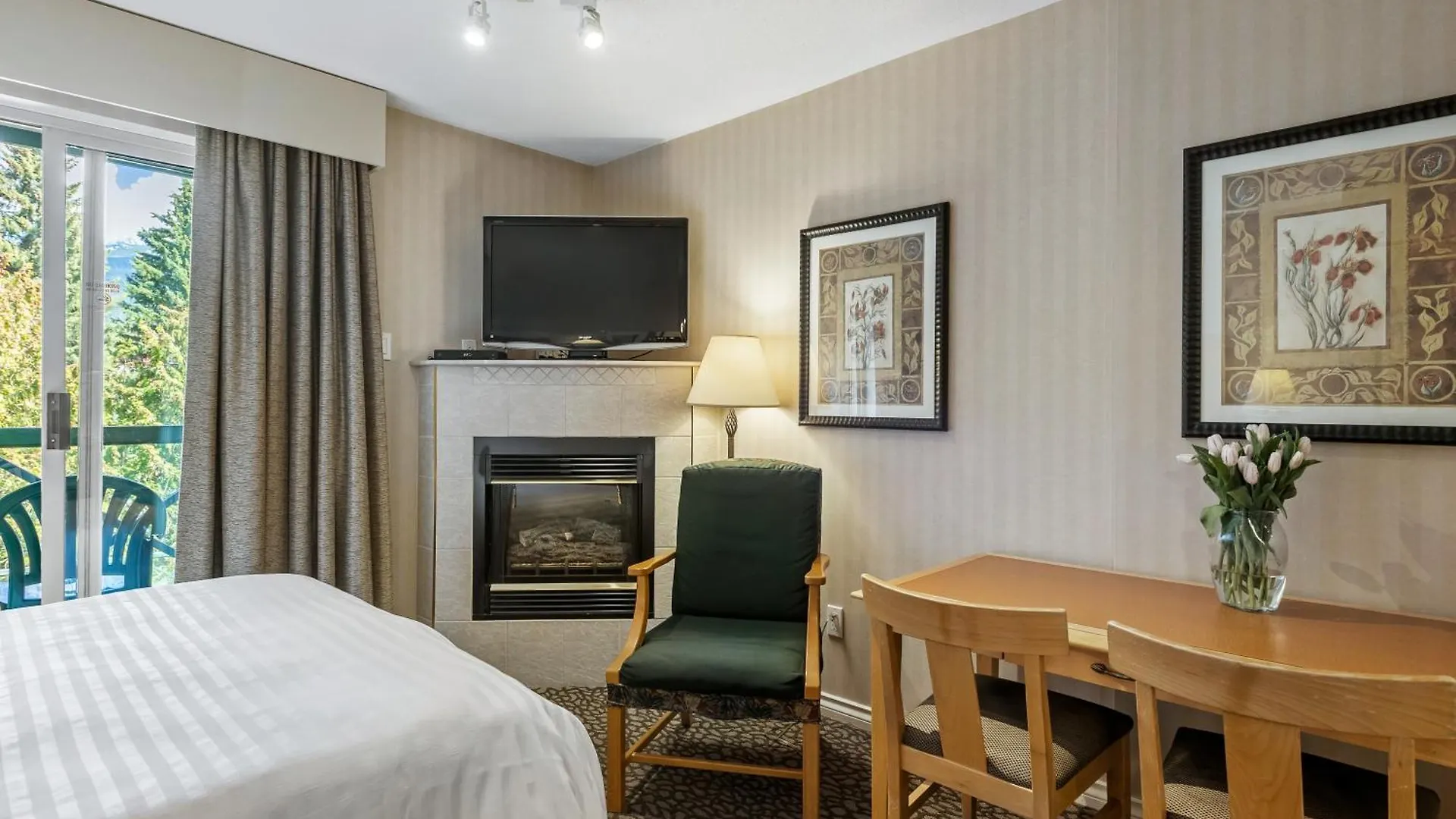Pinnacle Hotel Whistler Kanada