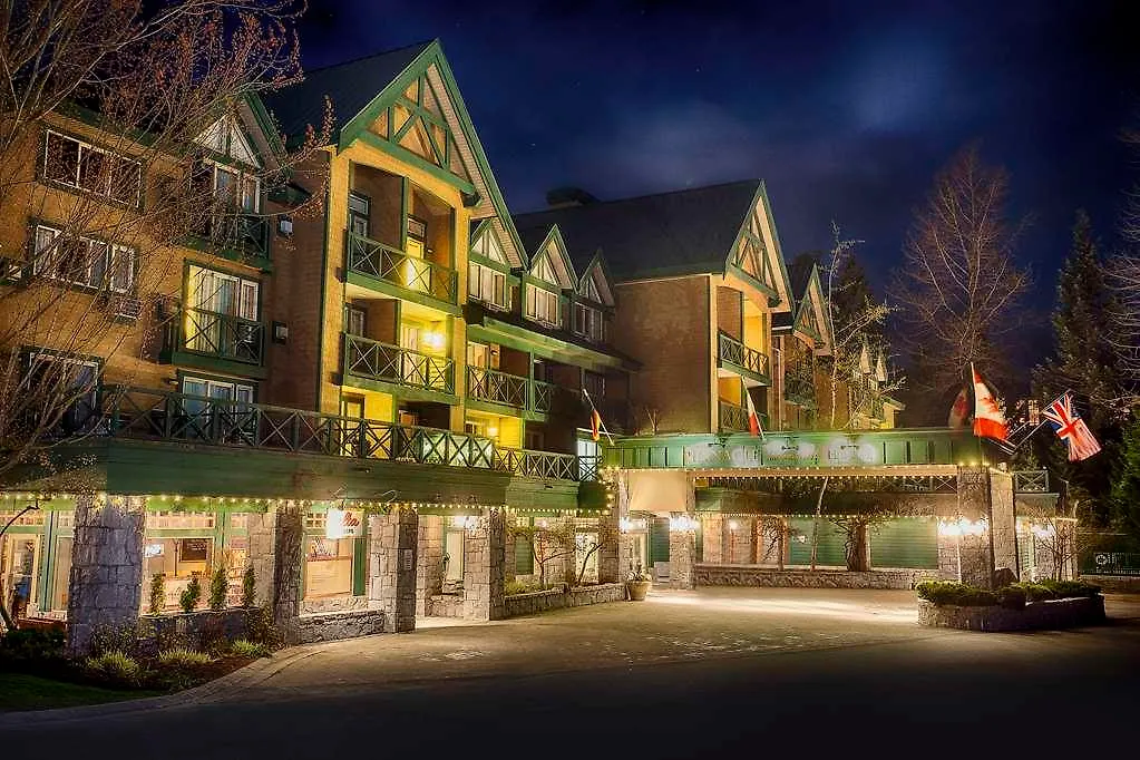 Pinnacle Hotel Whistler