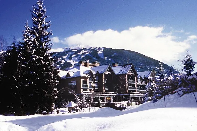 Pinnacle Hotel Whistler